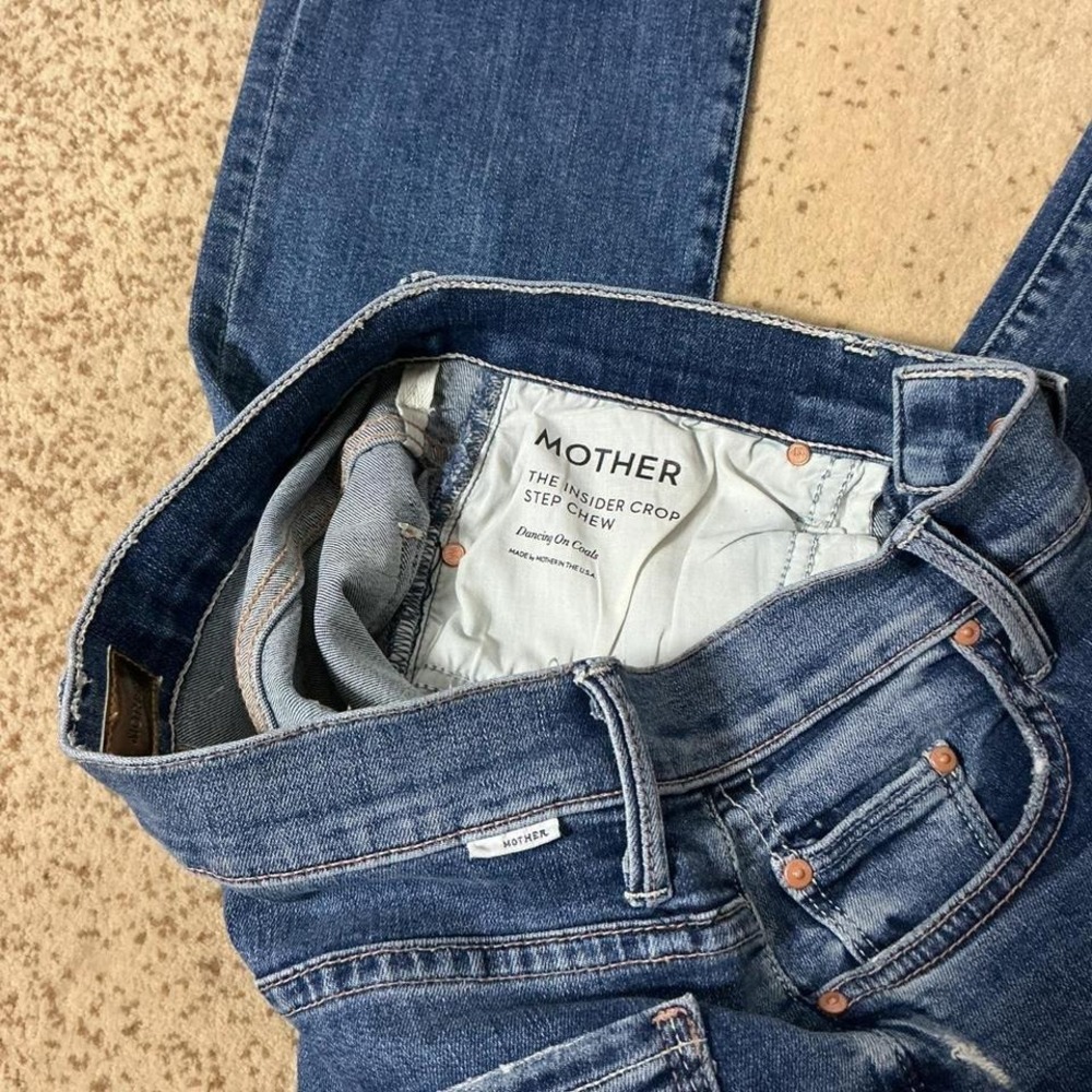 Mother The Insider Crop Step Chew Jeans Dancing On Coals Blue 1417-104 Size 26 - Picture 3 of 8